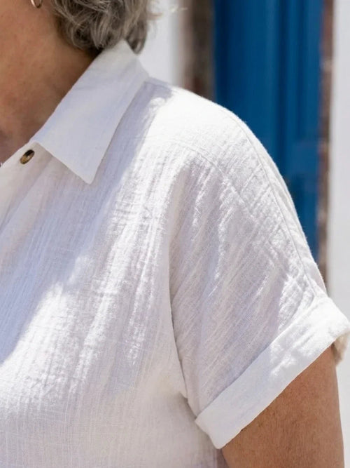 Aida | Knee-Length Short Sleeve Dress With Front Pockets