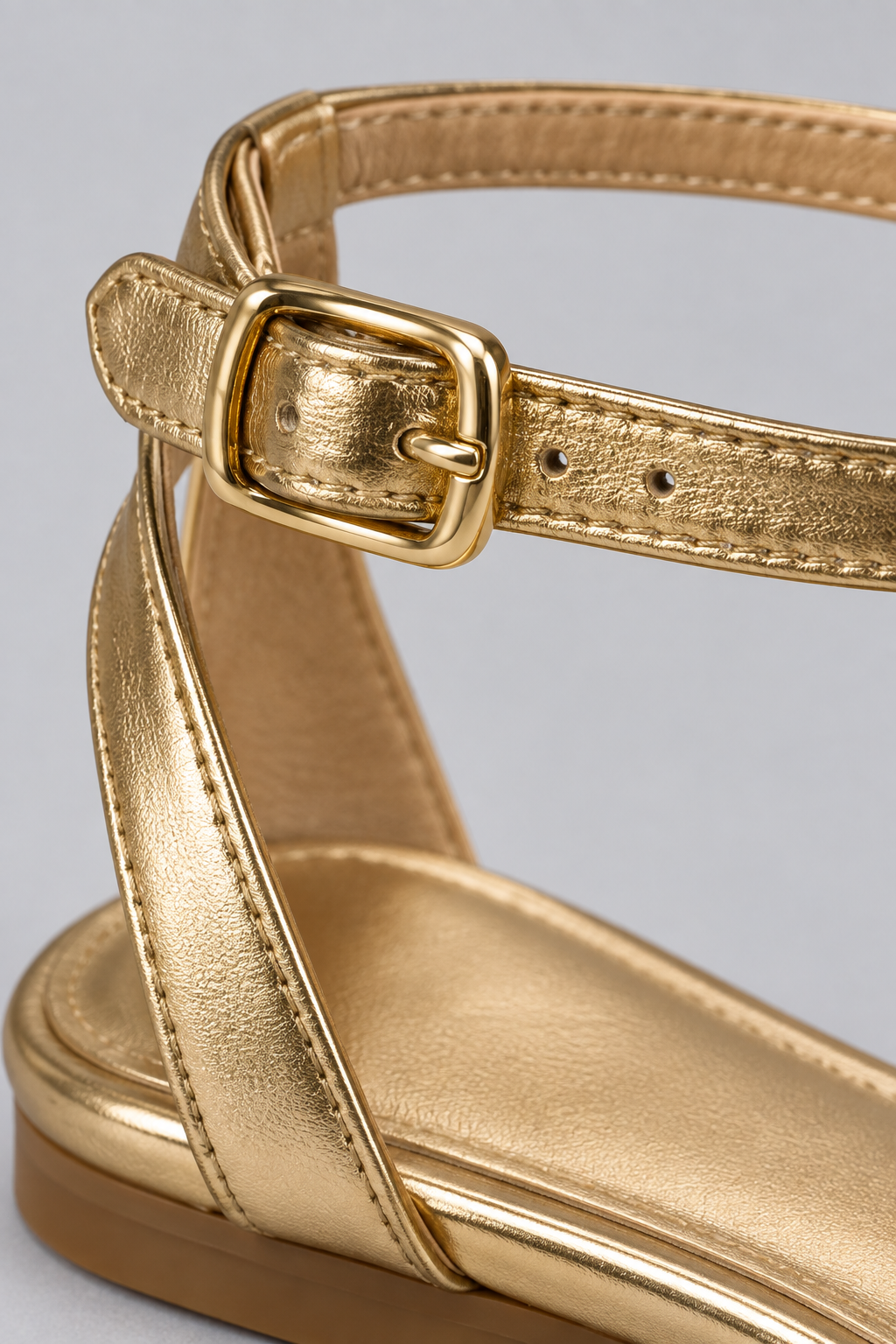 Eileen | T-Strap Flat Summer Sandals