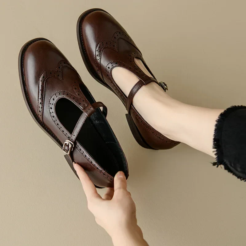 Enid | T-Strap Low-Heel Mary Janes